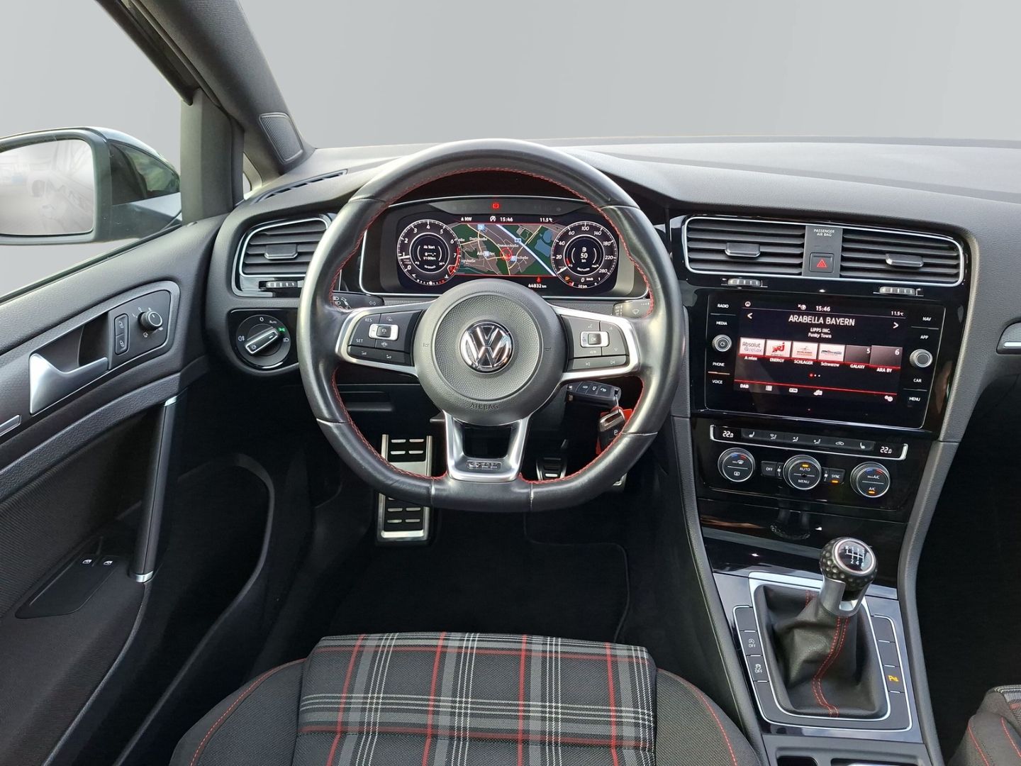 Golf VII 2.0 TSI GTI Performance *KAMERA*PANO*LE
