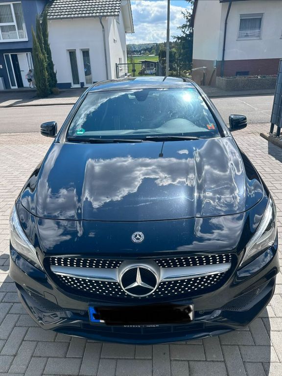 Image of Mercedes-Benz CLA 220 Shooting Brake