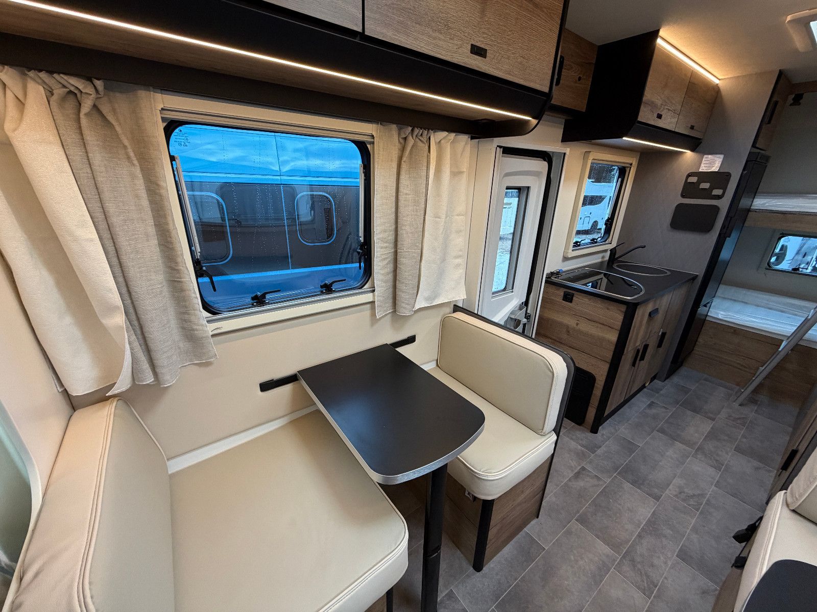 Fahrzeugabbildung XGO Dynamic 39 - Modell 2026