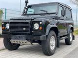 Land Rover Defender 90  Station Wagon  NEUER MOTOR ! Klima - gebrauchte Land Rover Defender aus dem Jahr 2010