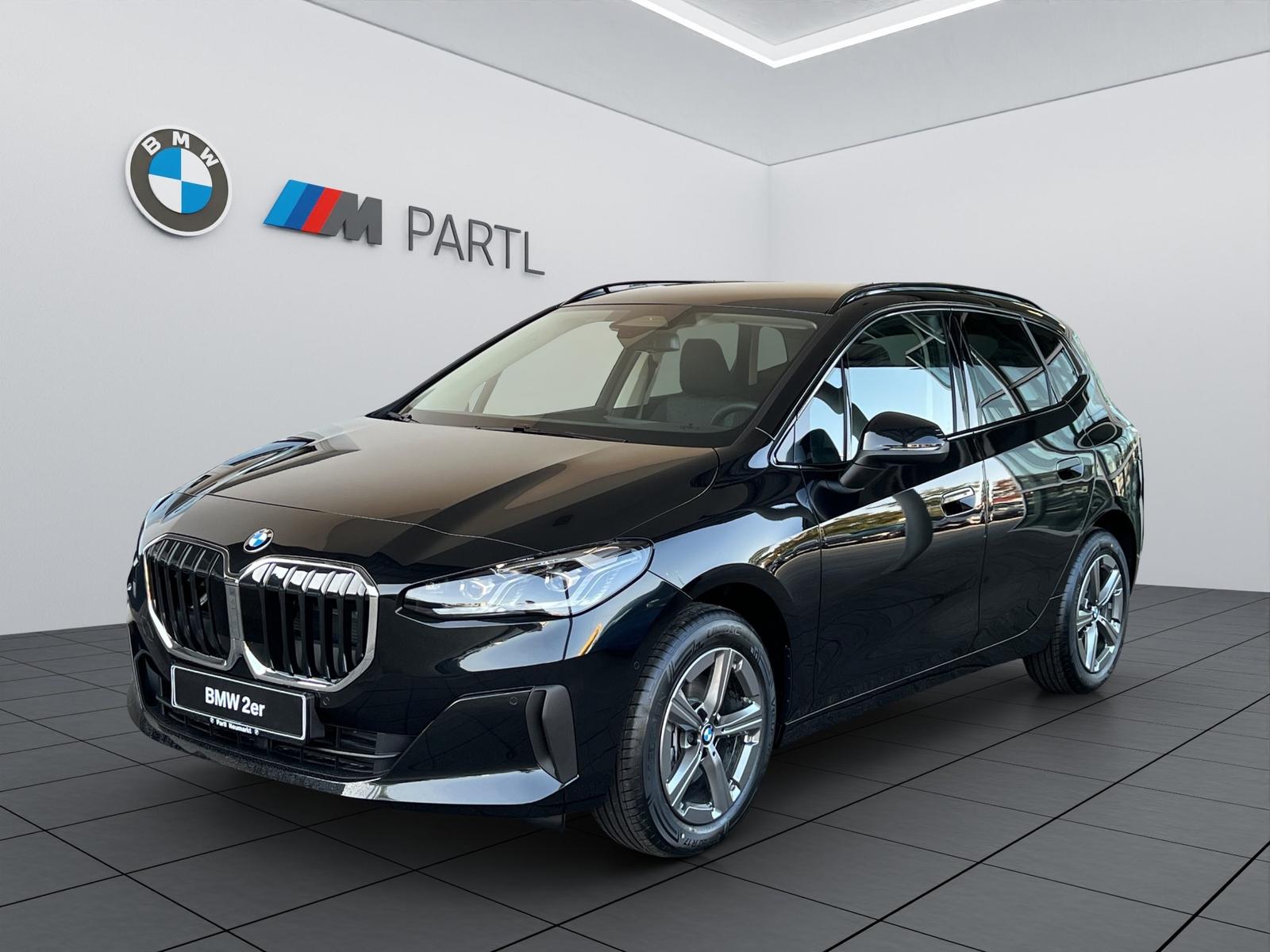 BMW 218i Active Tourer NAVI adapLED ACC RFK H/K Mass