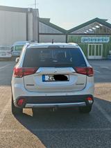 Mitsubishi Outlander 2.2 DI-D Top 4WD Turbo+Service neu - Mitsubishi Outlander Top mit Diesel-Antrieb