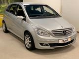 Mercedes-Benz B200 Aut., AHK, Klima, Scheckheft, sehr gepflegt