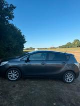 Toyota Auto Toyota Verso 7 Sitzer 2.0 - gebrauchte Toyota Verso aus dem Jahr 2012