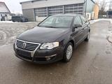 Volkswagen Passat Lim. Highline 2. HAND TÜV NEU - gebrauchte VW Passat aus dem Jahr 2005