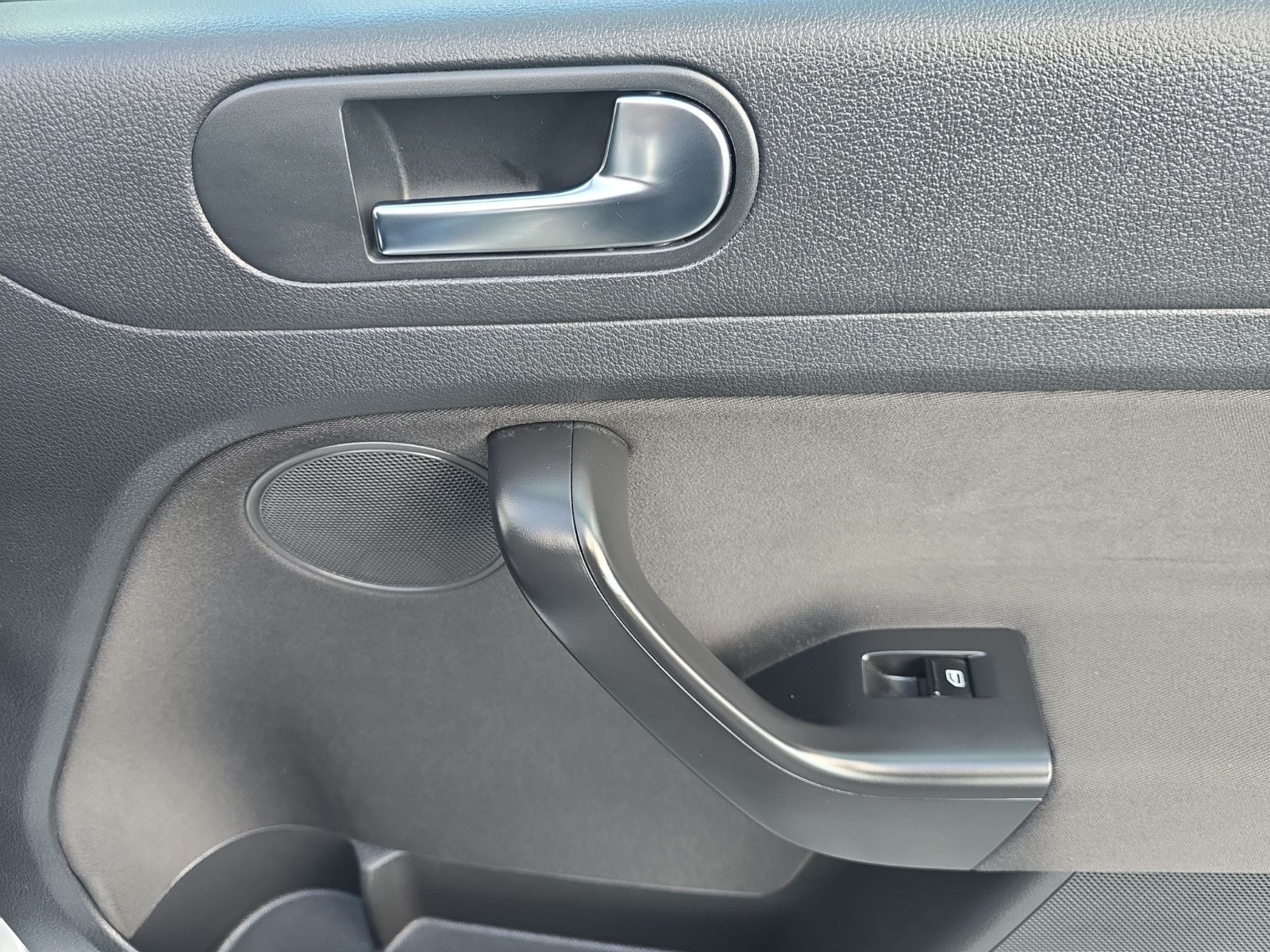 Fahrzeugabbildung Volkswagen Golf Plus VI Match DSG AUTOMATIK TEMPOMAT NAVI