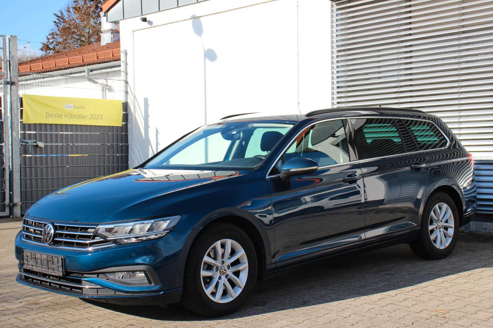 Volkswagen Passat Var. 2.0TDI DSG # LED # Navi # Alu # ACC