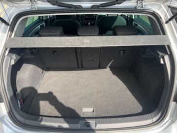 Fahrzeugabbildung Volkswagen Golf VII Lim. Cup BMT DSG  Navi SHZ Ergo uvm.
