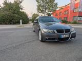 BMW 325i - BMW E90, M-Paket Optik, Schiebdach - BMW 325 in Mannheim