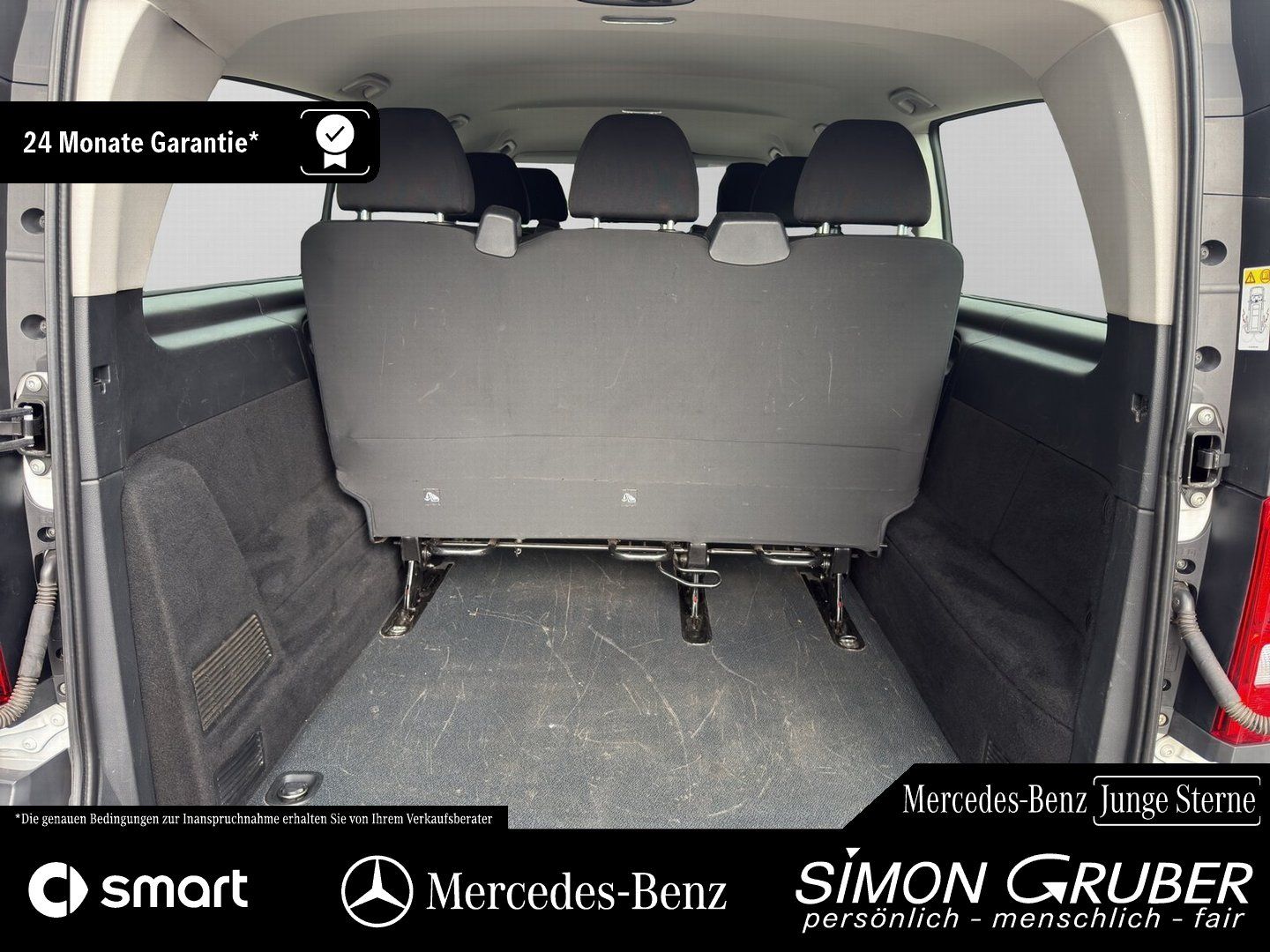 Fahrzeugabbildung Mercedes-Benz Vito 114 Tourer extralang Navi Kamera 8 Sitzer