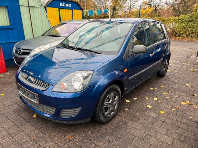 Ford Fiesta Tüv Neu 11.2026 ALLWETTERREIFEN