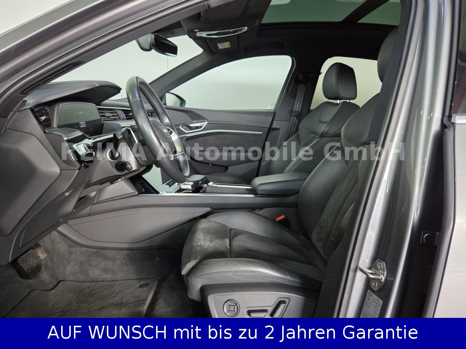 Fahrzeugabbildung Audi e-tron Sportback 55 quattro, Matrix, ACC