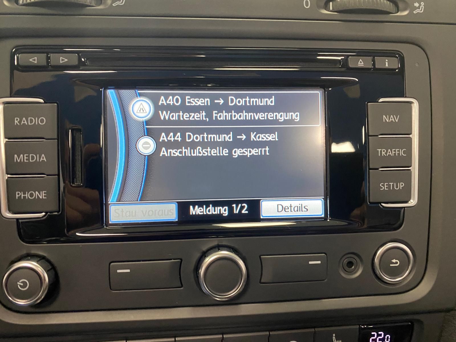 Fahrzeugabbildung Volkswagen Golf 2.0 16V TSI R Cabrio KLIMA+PDC+NAVI+SHZ+ALU