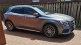 Mercedes-Benz GLA 250 4MATIC DCT - AMG - Mercedes-Benz GLA 250 von privat
