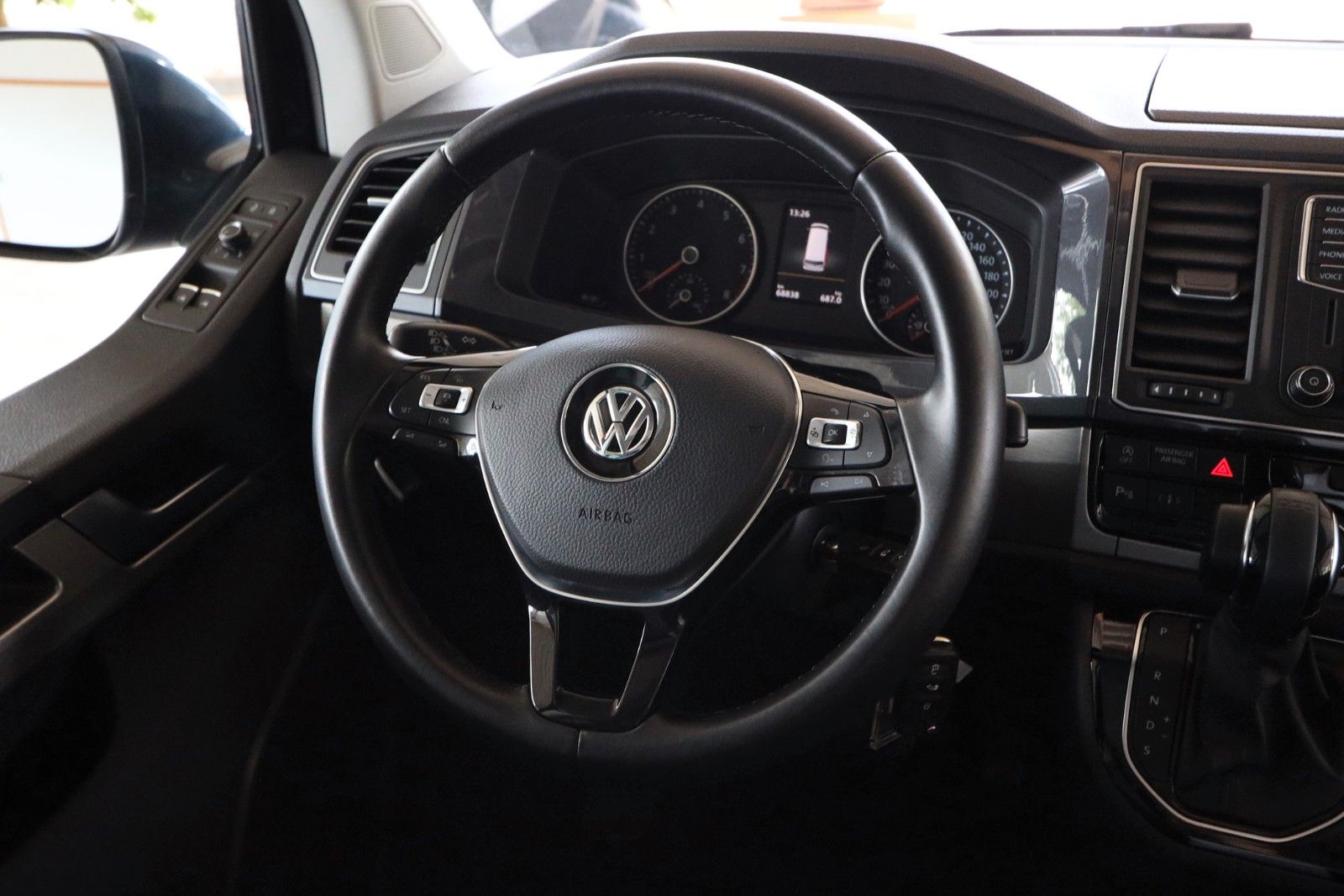 Volkswagen T6 Multivan 2.0 TSI Comfortline lang AHK STHZ foto 18