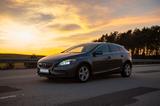 Volvo V40 D3 Summum, Abstandstempomat, AHK, Automatik - Volvo V40: Summum