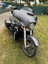 Harley-Davidson Street Glide - STREET GLIDE