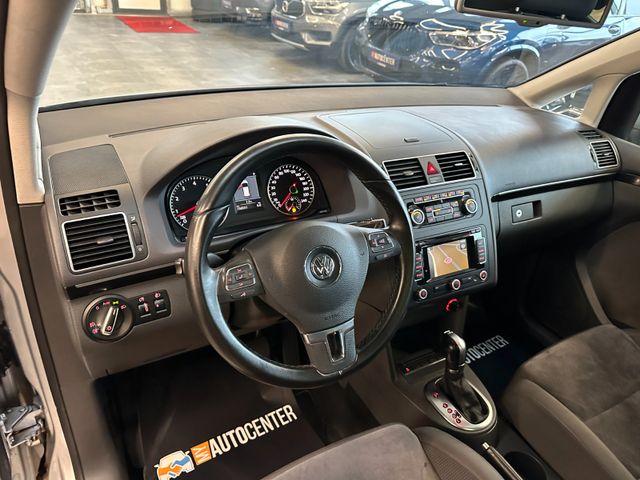 Volkswagen Touran Highline DSG *PANO*SHZ*NAVI*PDC*TEMPOMAT*