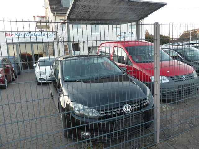 Volkswagen Golf VI Comfortline 1.6L,Klima,Navi,AHK,Stdhzg..