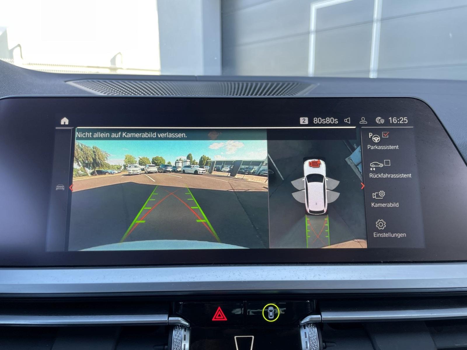 BMW M340i xDrive Touring PANO ACC LASER H/K HUD