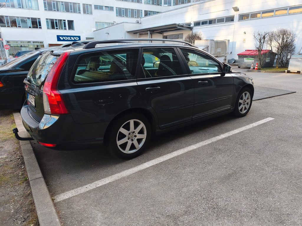 Volvo V50