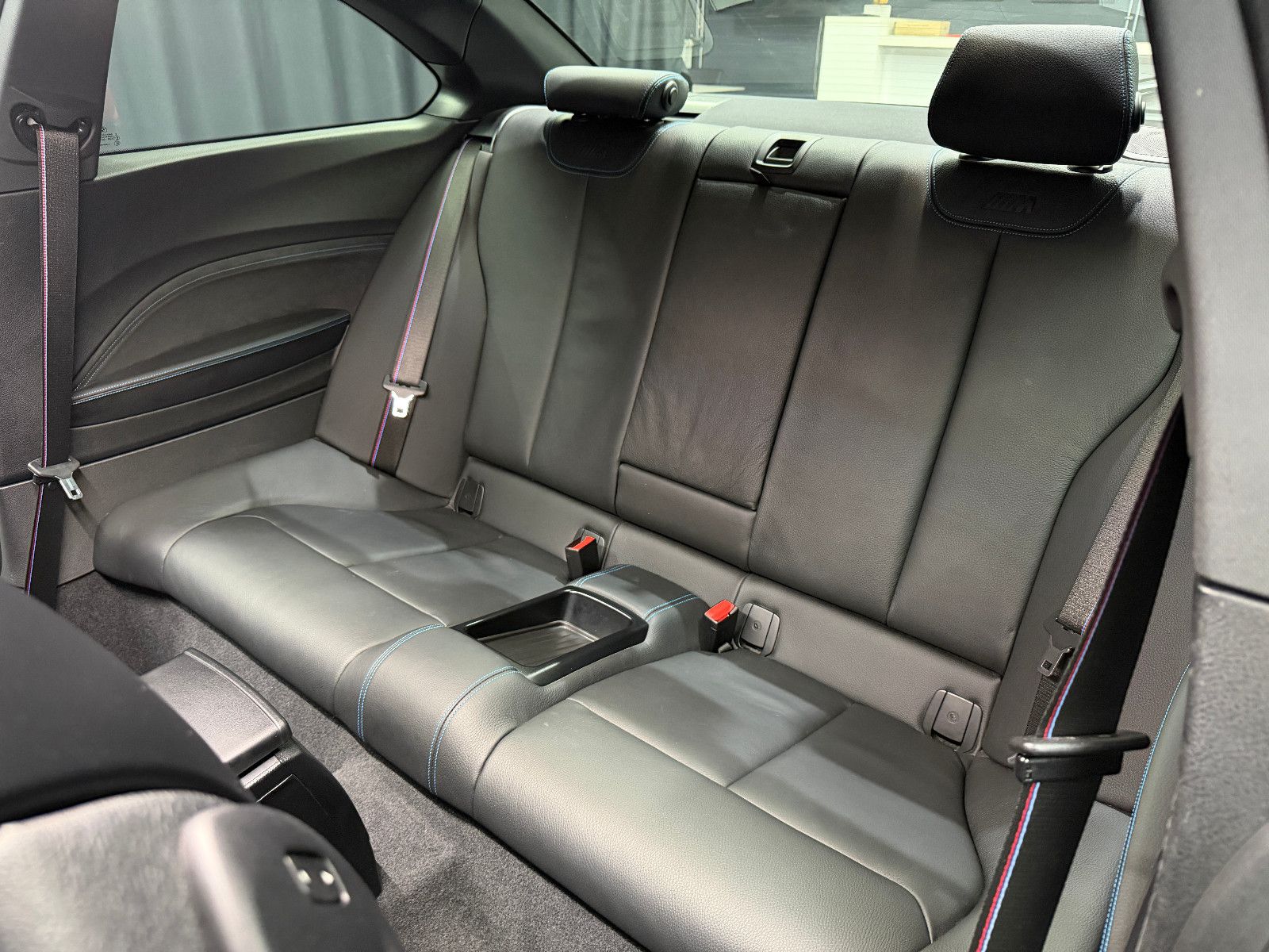 Fahrzeugabbildung BMW M2 Competition|H&K|KW|RF-Kamera|Assistent