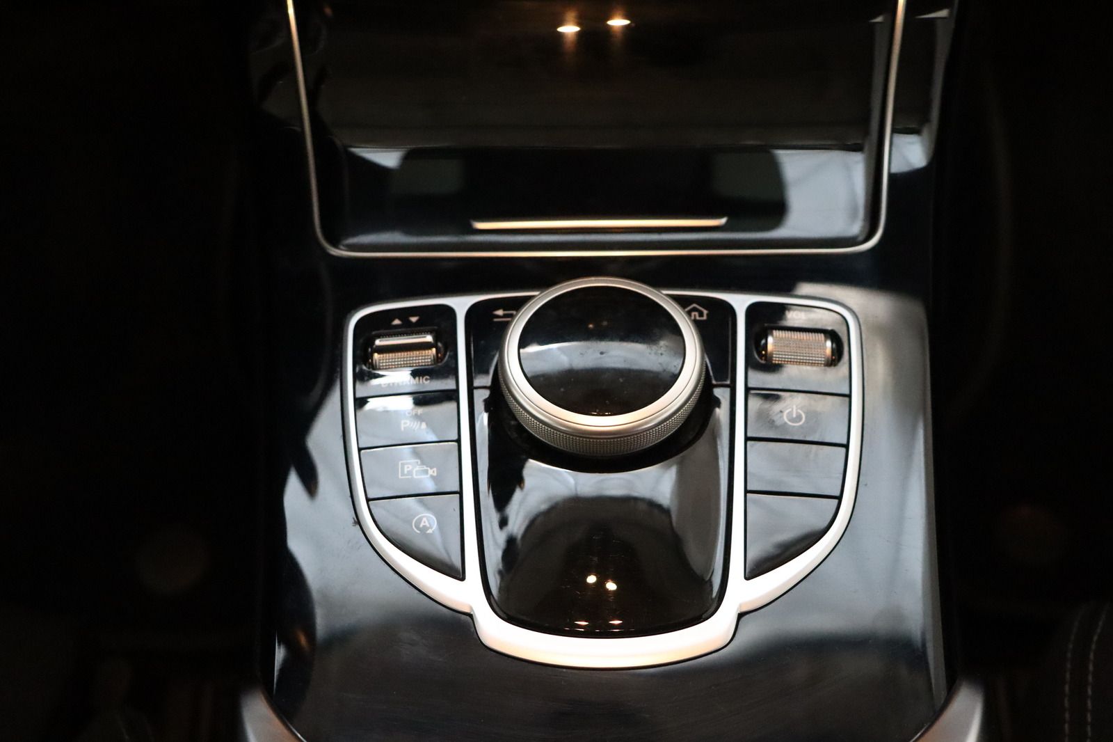 Fahrzeugabbildung Mercedes-Benz C 220 T d 4Matic Avantgarde