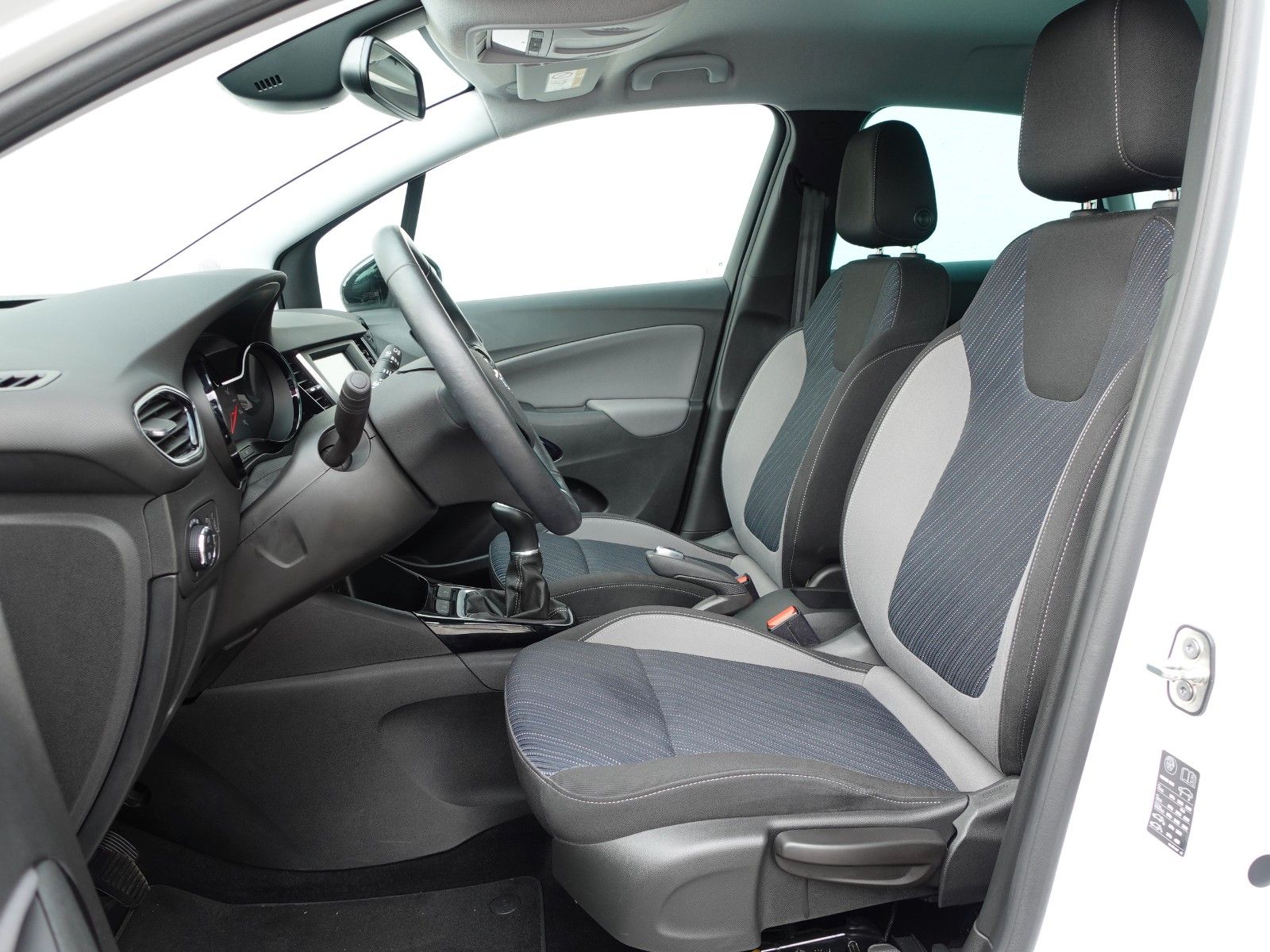 Fahrzeugabbildung Opel Crossland X 120Jahre 1.2,Sitzhz,Einparkhilfe,AHK