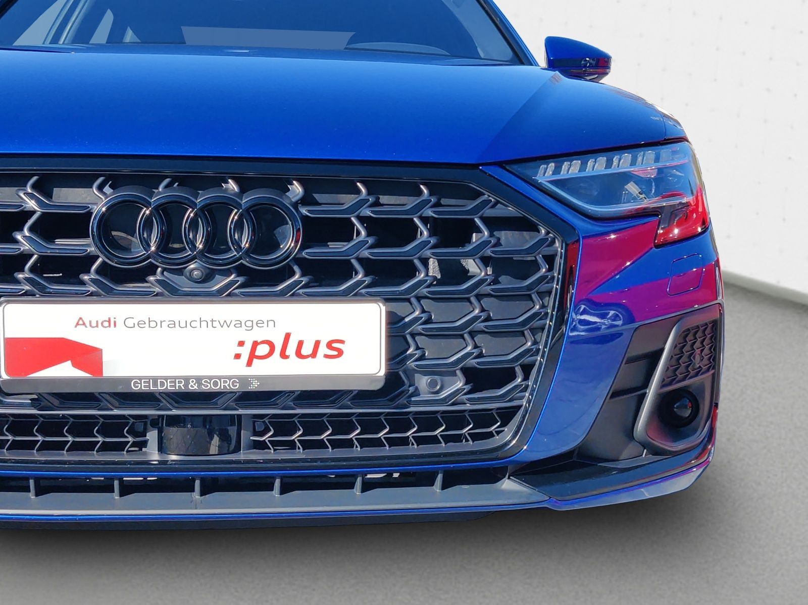 Audi A8 - Bild 12