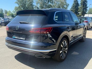 Volkswagen Touareg - 4