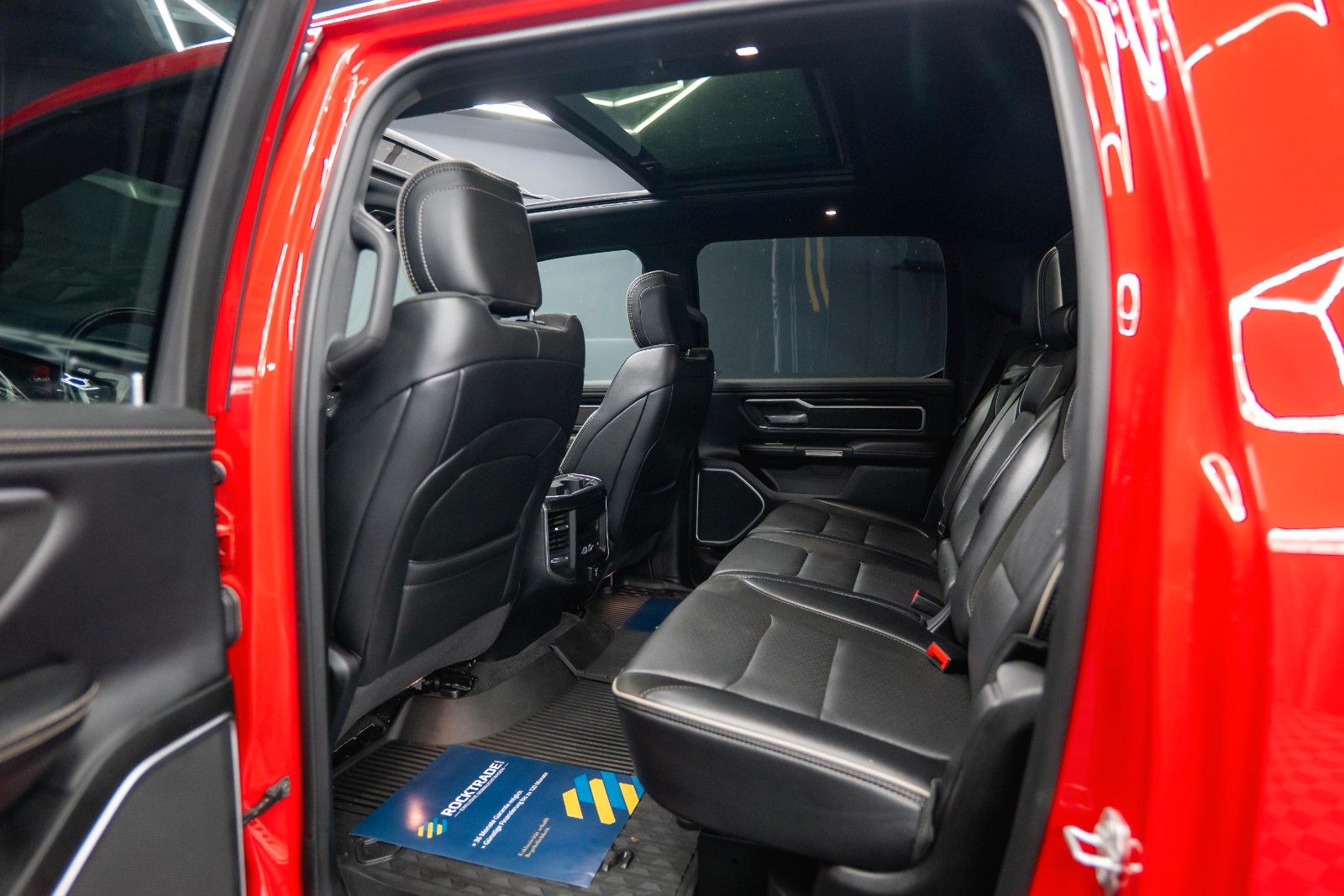 Fahrzeugabbildung Dodge RAM 5.7 V8 HEMI 4x4 LARAMIE LPG Offroad-Bodylift