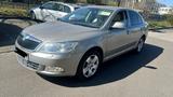 Skoda Octavia Elegance1,8*ALCANTARA*AUTOMATIK*TÜV11/25 - Skoda Octavia mit Benzin-Antrieb: Alcantara, Navigationssystem, Limousine