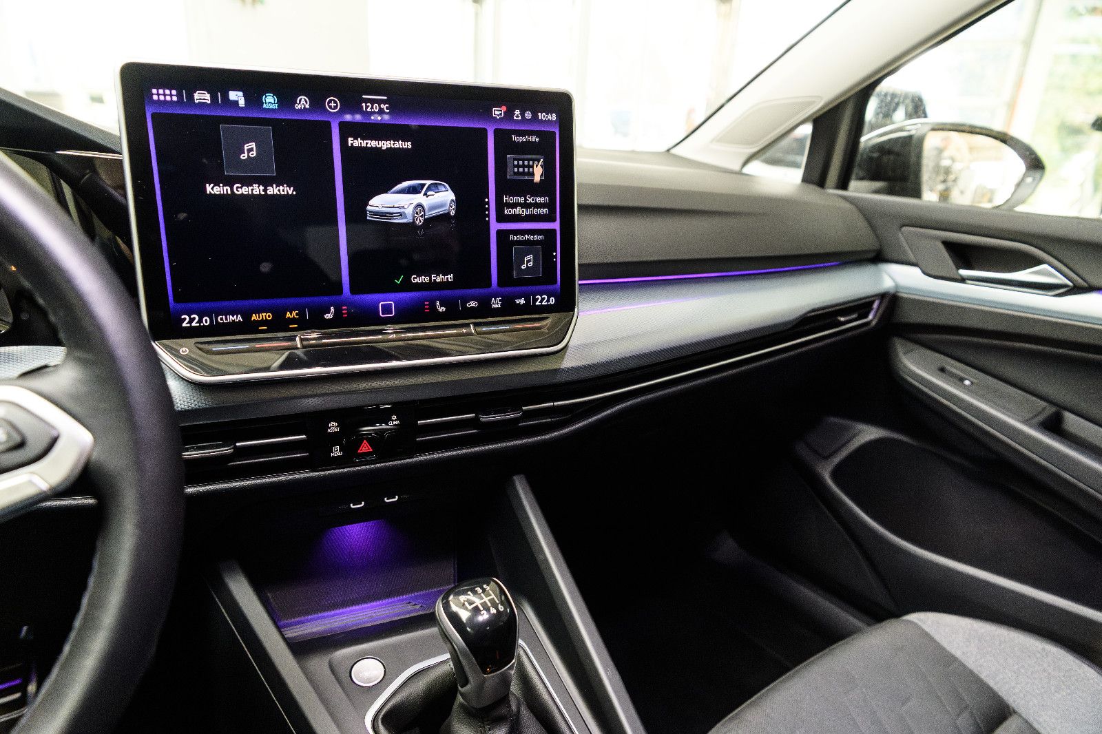 Fahrzeugabbildung Volkswagen Golf VIII Goal 1.5 TSI LED+APP+ACC+PDC+5 J.GAR.