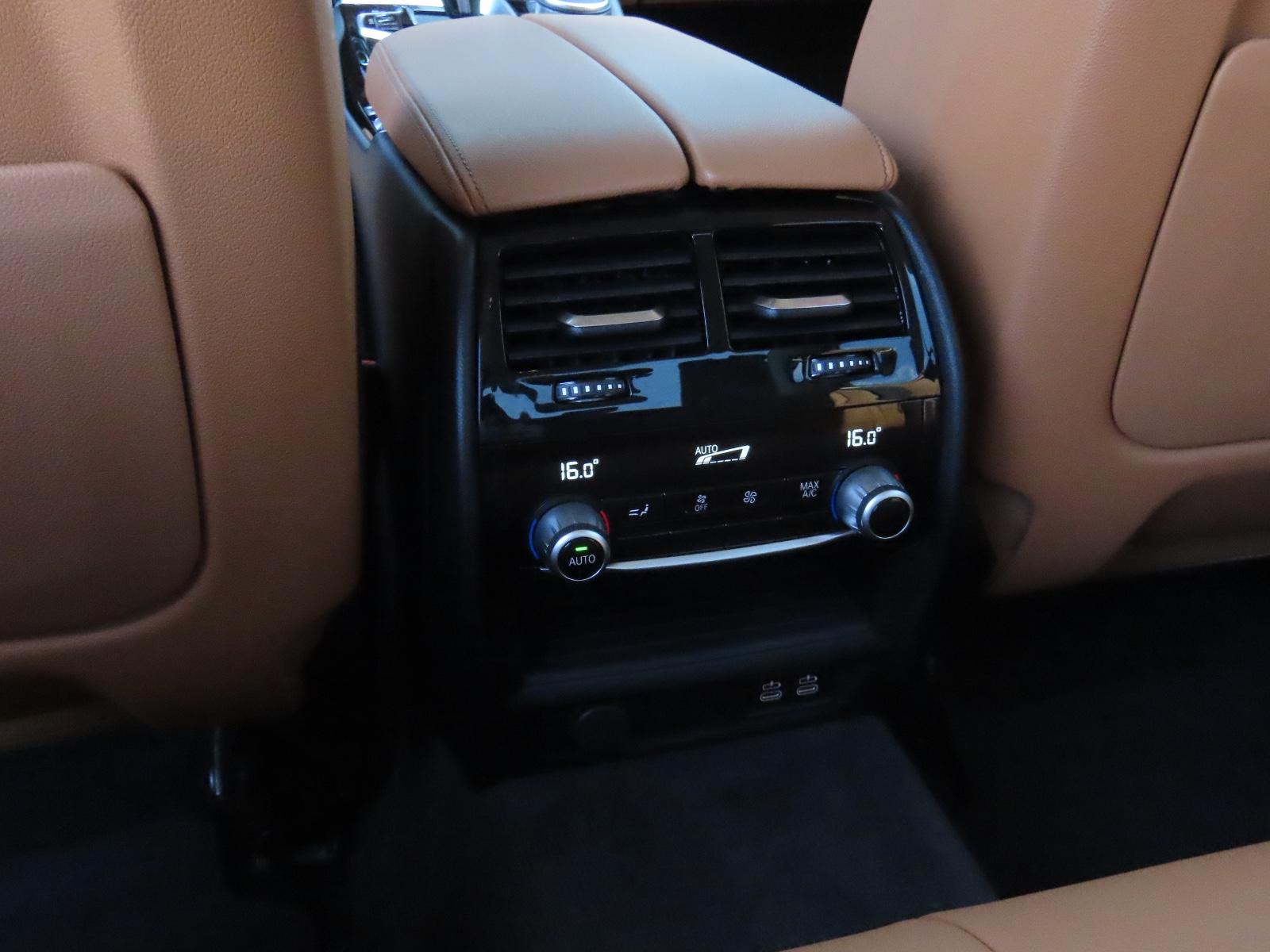 BMW 530d xDrive Autom. Leder Keyless Head-Up 360°