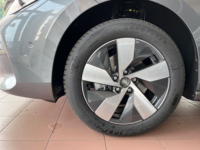 Fahrzeugabbildung Volkswagen Passat 2.0 TDI DSG  Elegance NAVI AHK GJR El.HEC