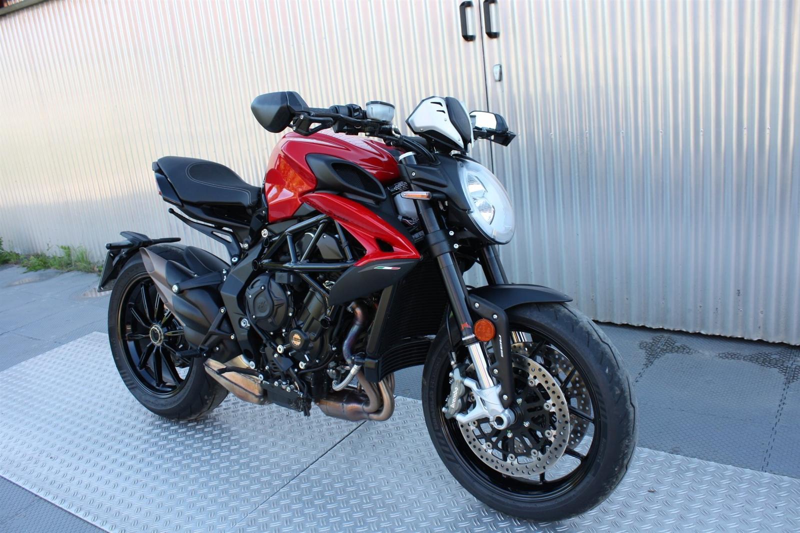 MV Agusta Dragster 800 R Aktionspreis mit Tageszulassung