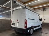 Nissan NV400 L1H1 2,8t AHK RFK KLIMA REGALE DACHTRÄGER - Nissan NV400 Gebrauchtwagen