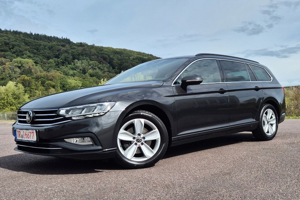 Image of Volkswagen Passat Variant