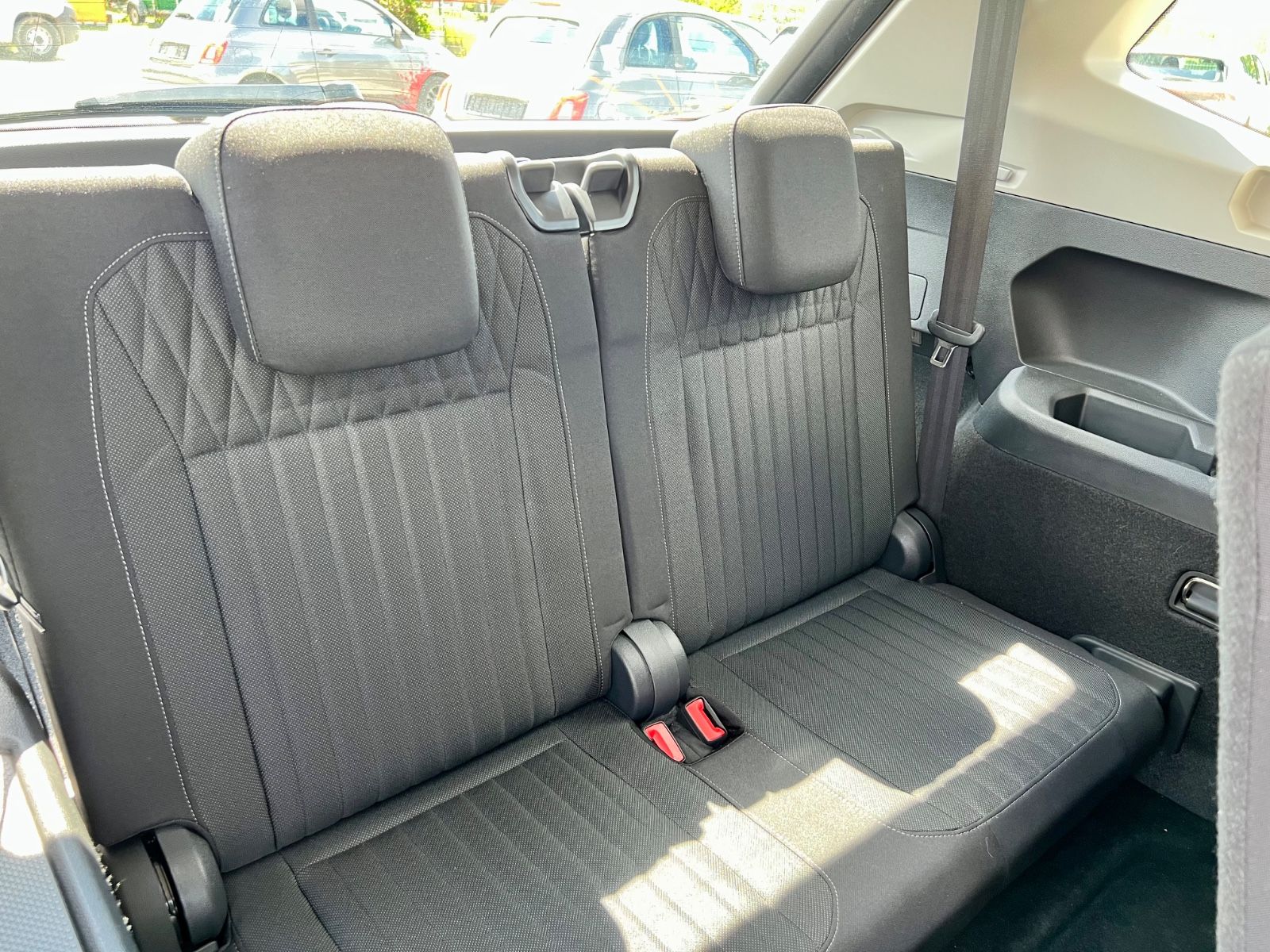 VW Tiguan Allspace Life 7-SITZE AAC NAVI GZJR