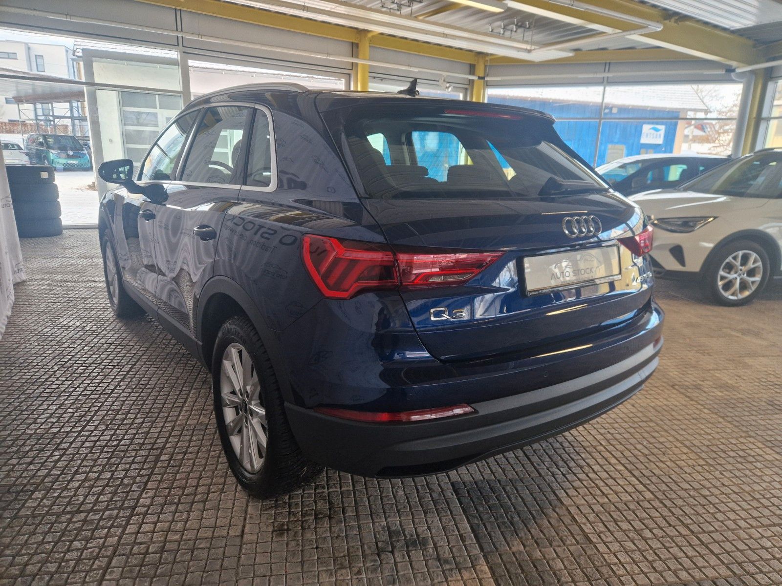 Audi Q3 45 TFSI e-hybrid S tronic PDC LED ACC SH AHK foto 7