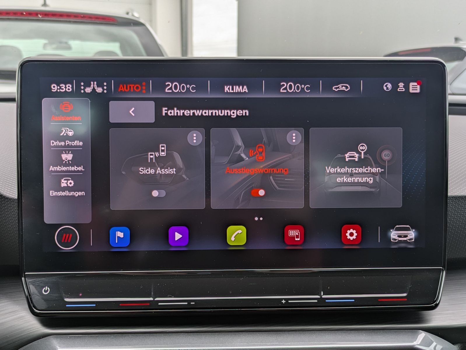 Fahrzeugabbildung CUPRA Leon 1.5 eTSI DSG MATRIX-LED*ACC*APP*KAMERA*18"