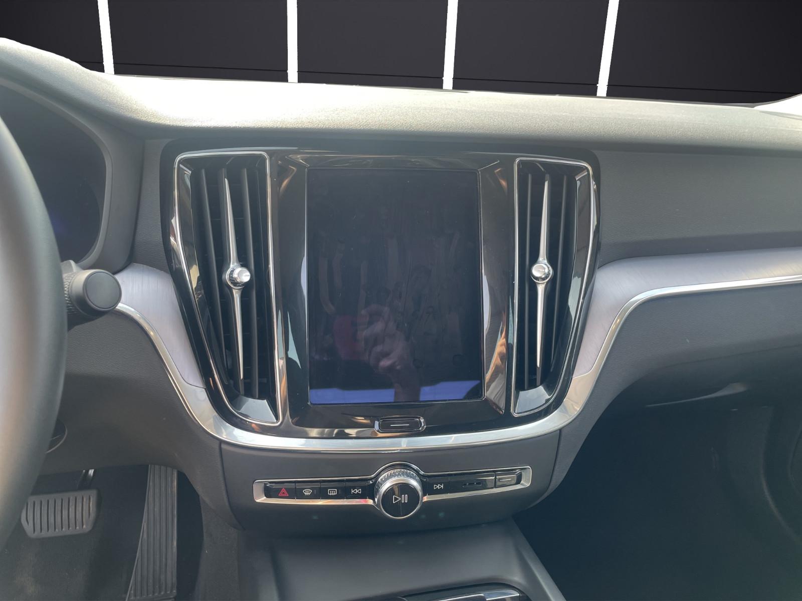 Volvo S60 Lim. Plus Dark LED*CAM*Navi*Shzg, миниатюра 14
