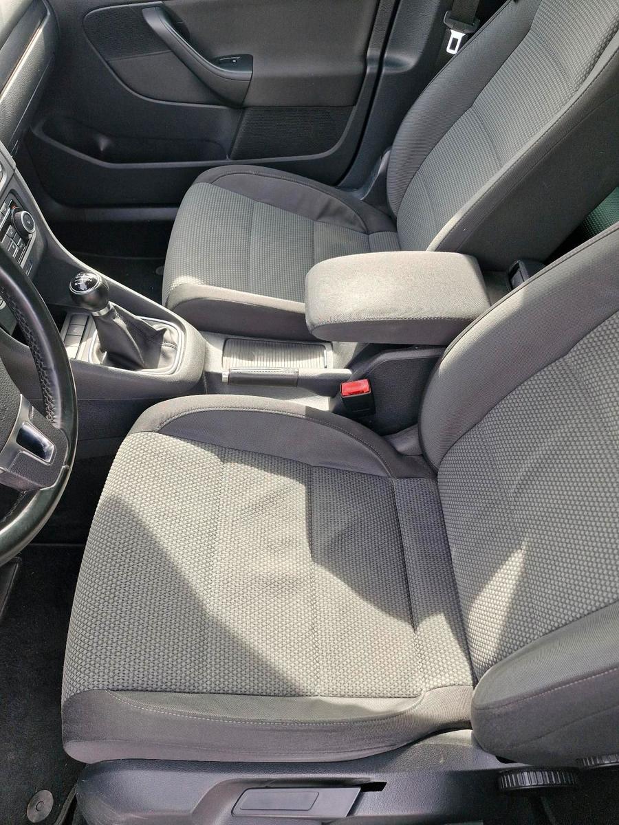 Volkswagen Golf 2012 — photo 10