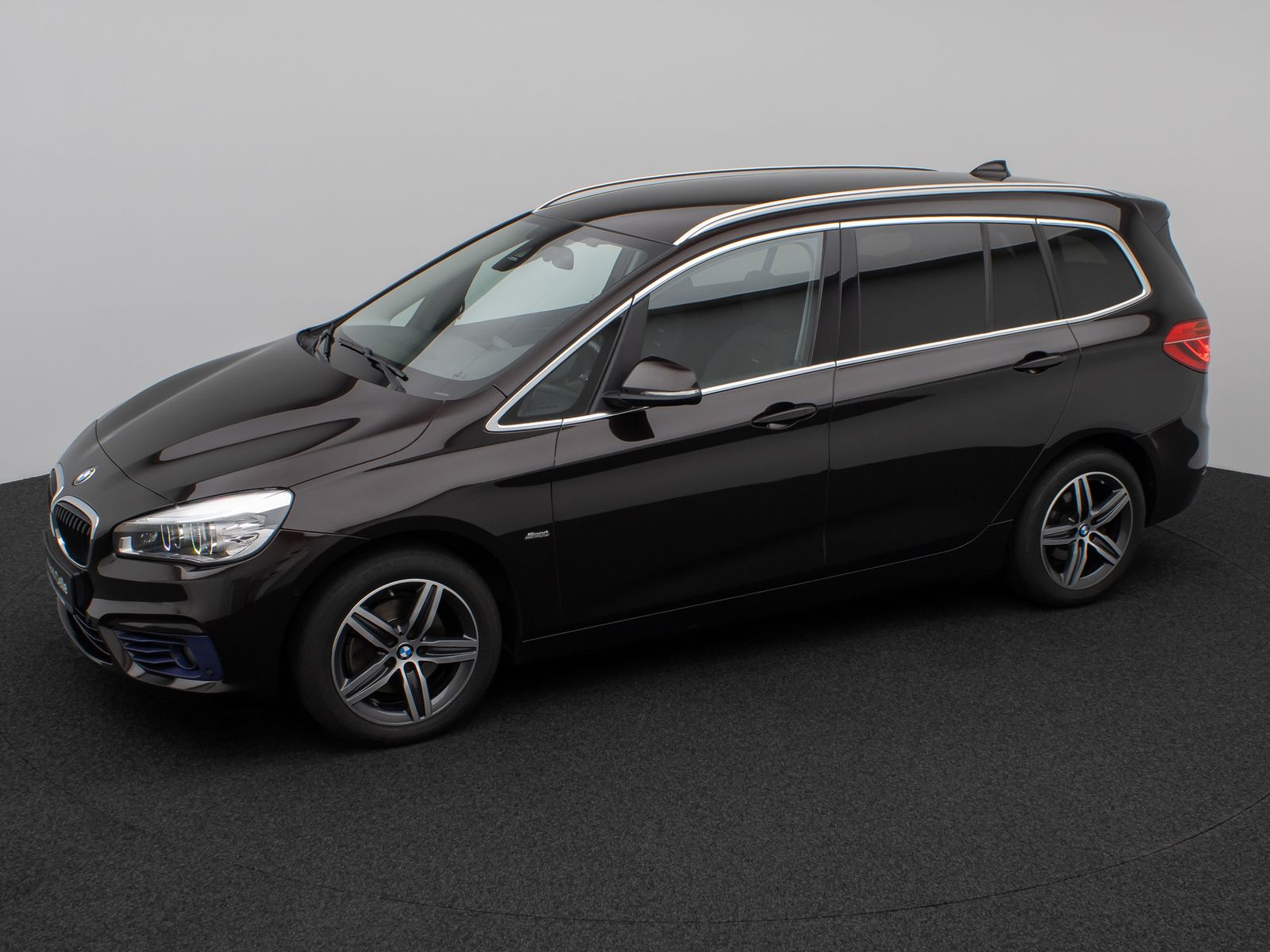 Fahrzeugabbildung BMW 218 Gran Tourer SportLine Parkassist Navi AHK
