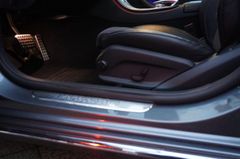 Fahrzeugabbildung Mercedes-Benz E 300 e Lim. Avantgarde 360-Kam Navi LED SHZ SD