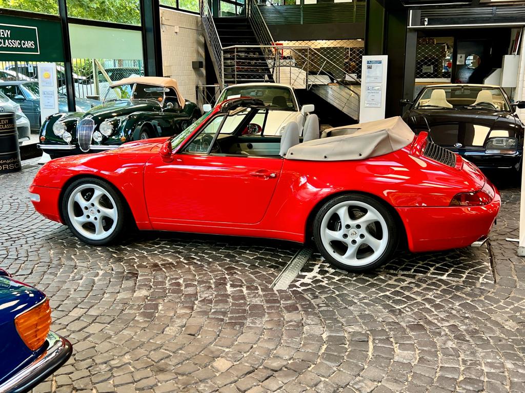 Porsche 993