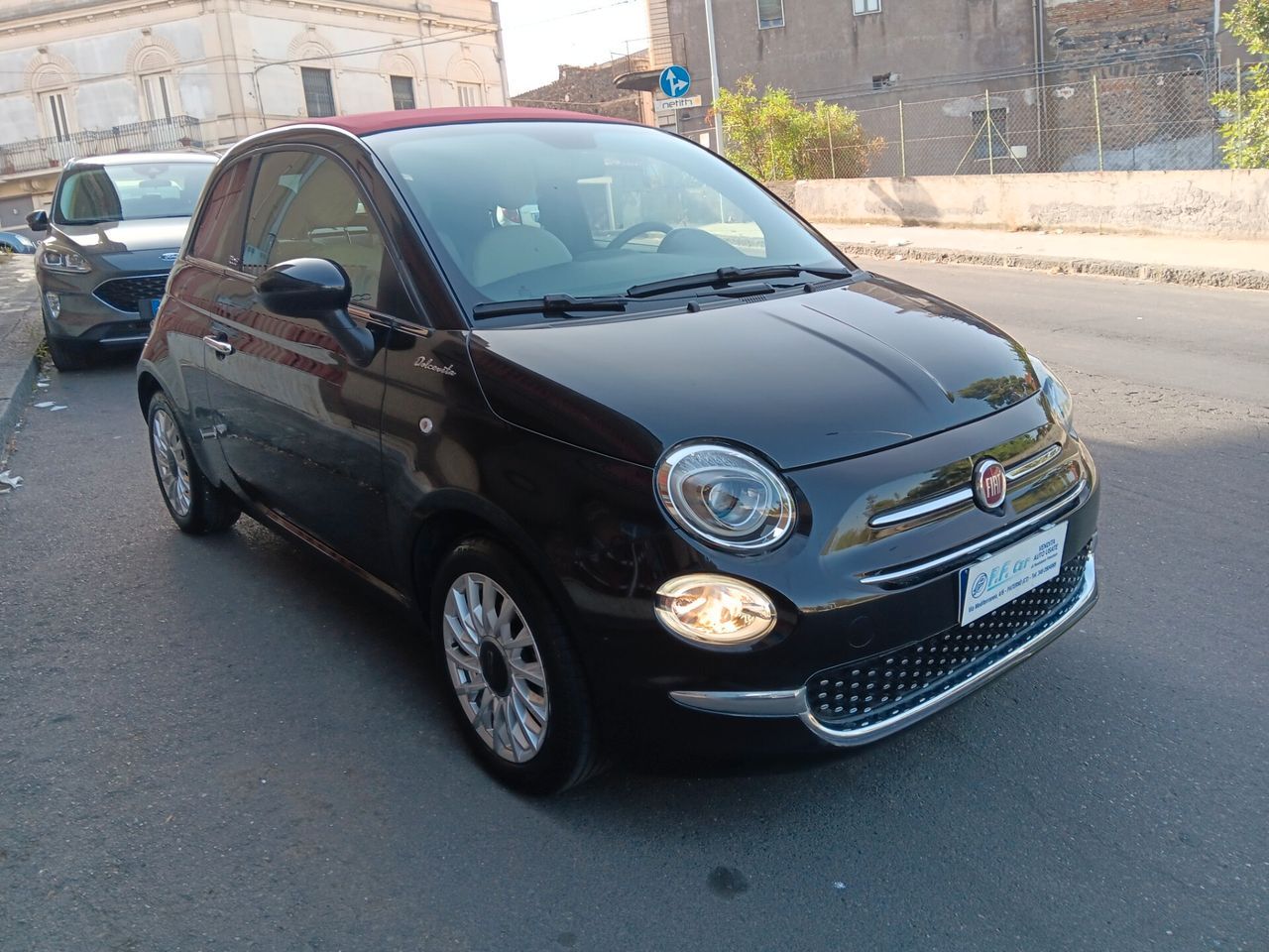 Fiat 500 C 1.0 Hybrid Dolcevita imagem 3