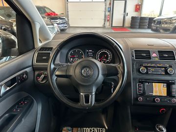 MYAUTOCENTER – Gebraucht- und Jahreswagen mit Werkstattservice in Pfaffenhofen Volkswagen Touran Comfortline *7-Sitzer*Freisprech*Klima*