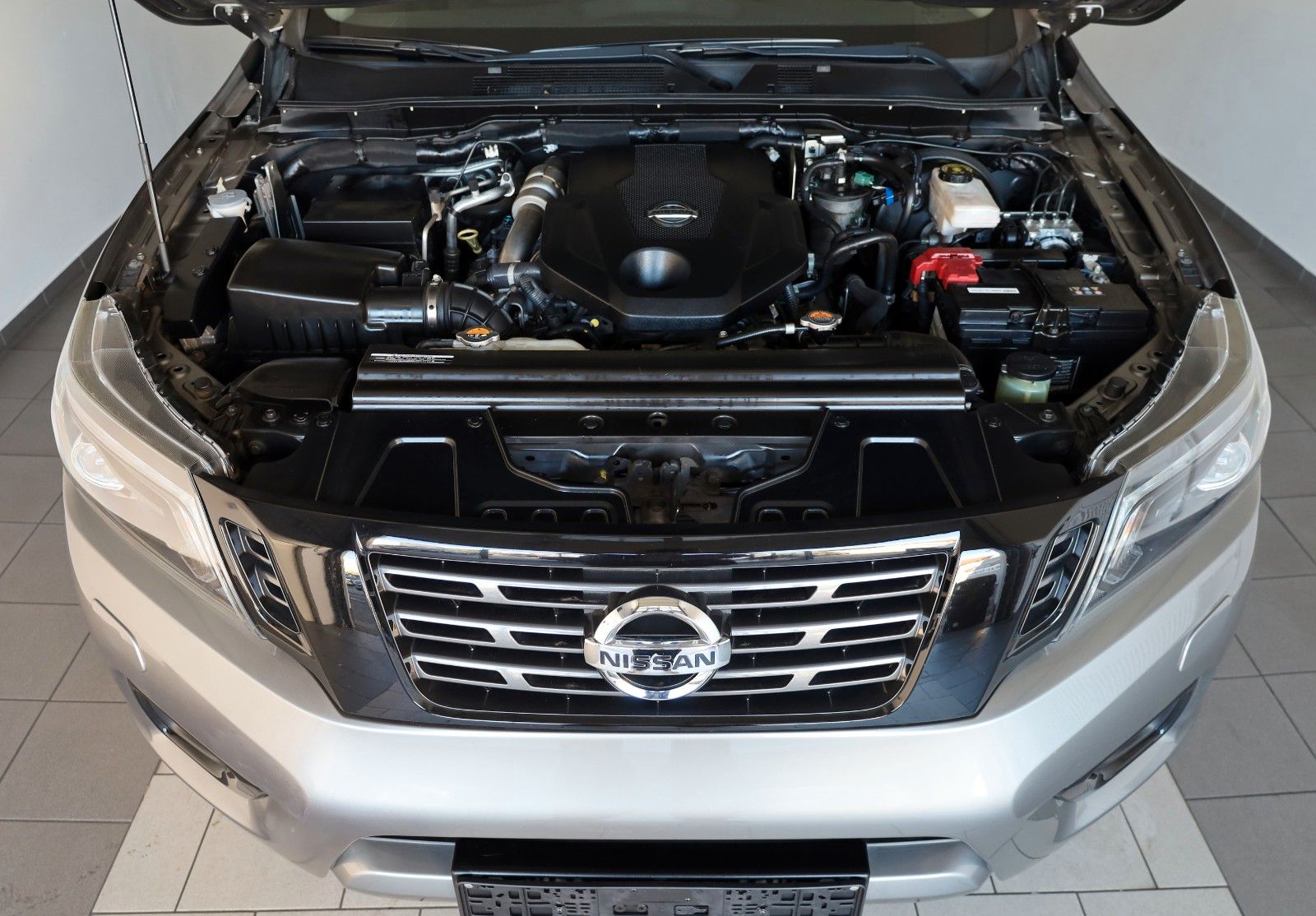 Fahrzeugabbildung Nissan Navara N-Guard DoCa 4x4 Leder,Navi,LED,SH,SD,360