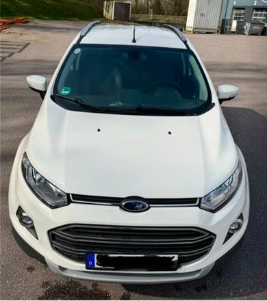 Fahrzeugabbildung Ford EcoSport Titanium 8fach Bereift ALUFelgen